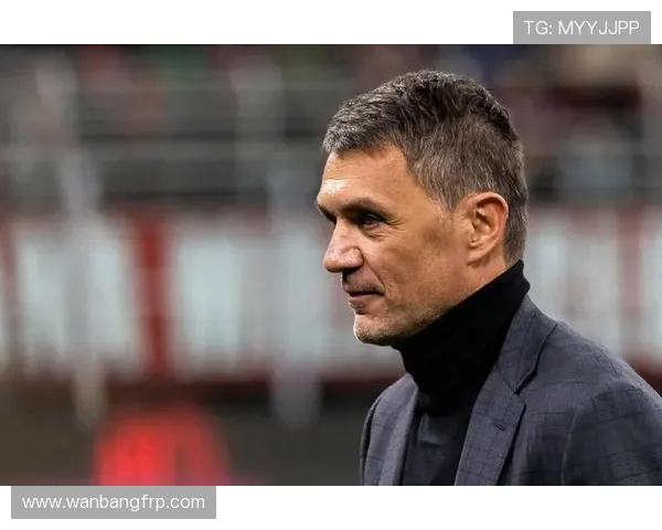 保罗·马尔蒂尼：传奇后卫的职业生涯与足球精神的完美结合