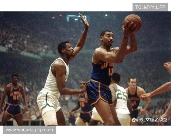 威尔特张伯伦传奇人生与篮球时代巨星崛起的辉煌历程